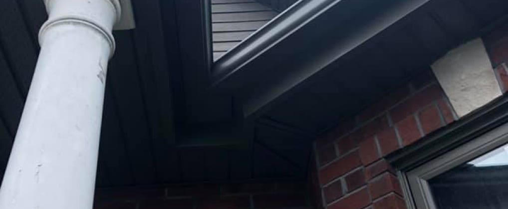 An example of a gutter installation with complex angles.